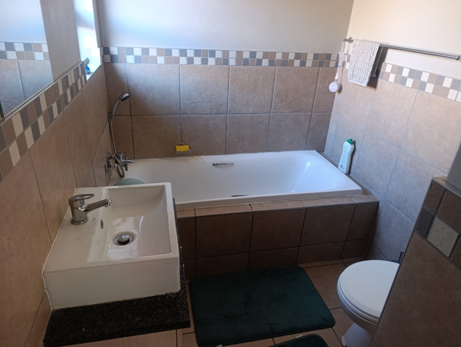 To Let 3 Bedroom Property for Rent in Douglas Valley Free State